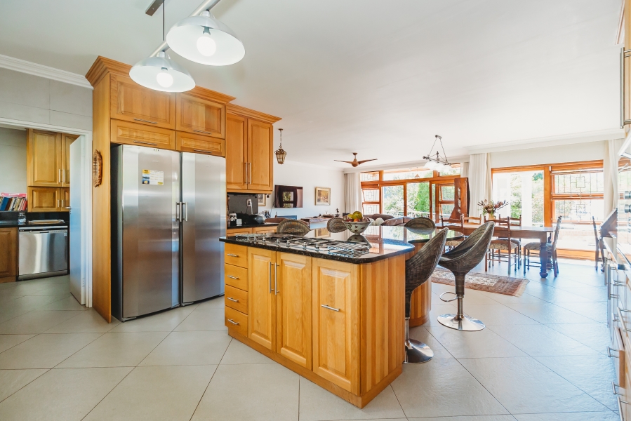 4 Bedroom Property for Sale in Dormehls Drift Western Cape